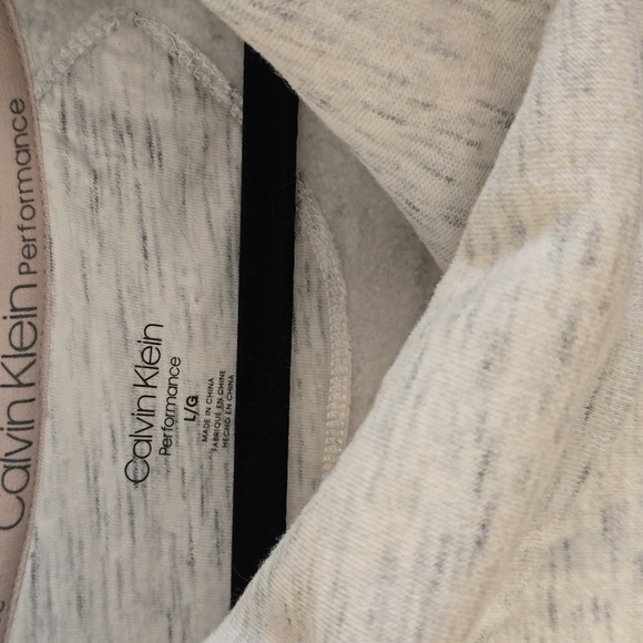 Calvin Kline Sweater - Picture 2 of 3